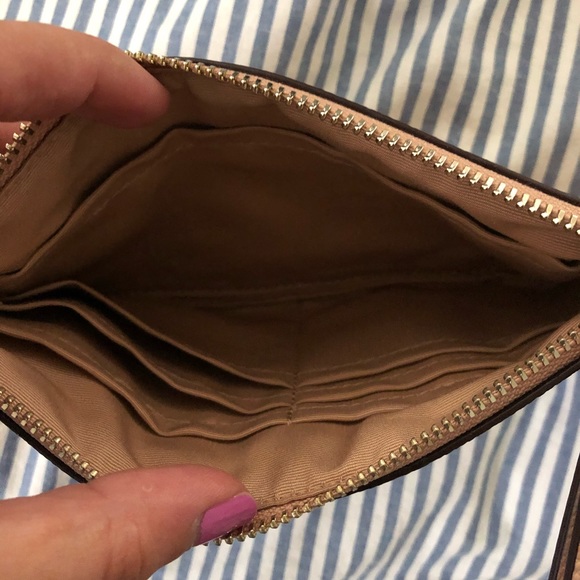 Nude Coach wristlet - Picture 2 of 3